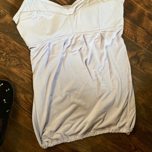 🤠BOGO 50%🤠 Lululemon Debut tank - Picture 6 of 6